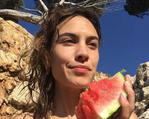 欧美娱乐圈吃瓜姿势,揭秘明星们的“吃瓜”日常